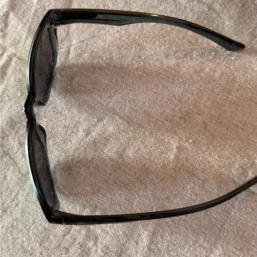 Oakley Clear Black Sunglasses with mirrored Blue/Gray Lenses - Picture 2 of 3